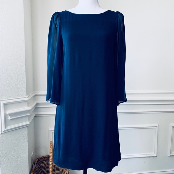 ALICE + OLIVIA ELEONORA TRUMPET SLEEVE DRESS - Picture 7 of 15